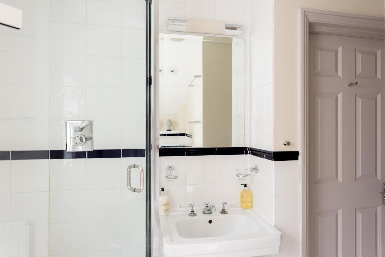 The Luxe Chelsea Townhouse Apartman London Kültér fotó